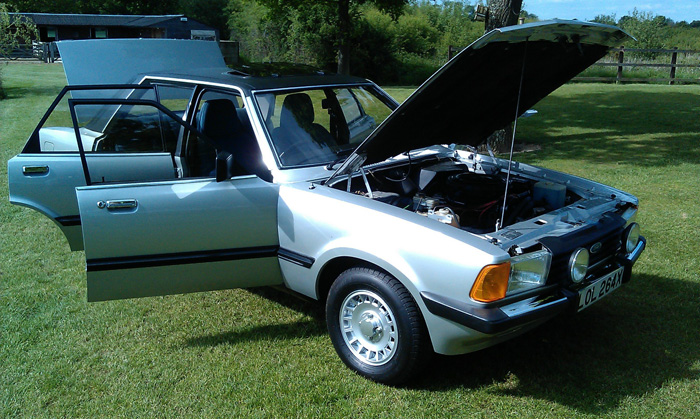 1982 Ford Cortina MK5 2.0 GL Doors Open