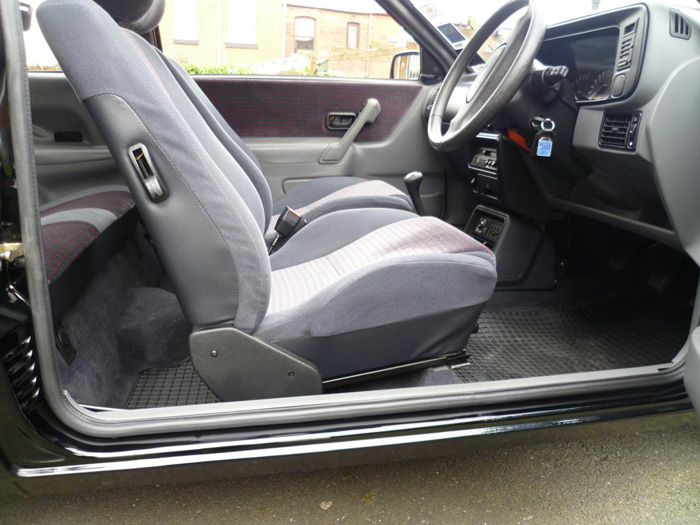 1986 Ford Escort MK4 XR3i Front Interior 2