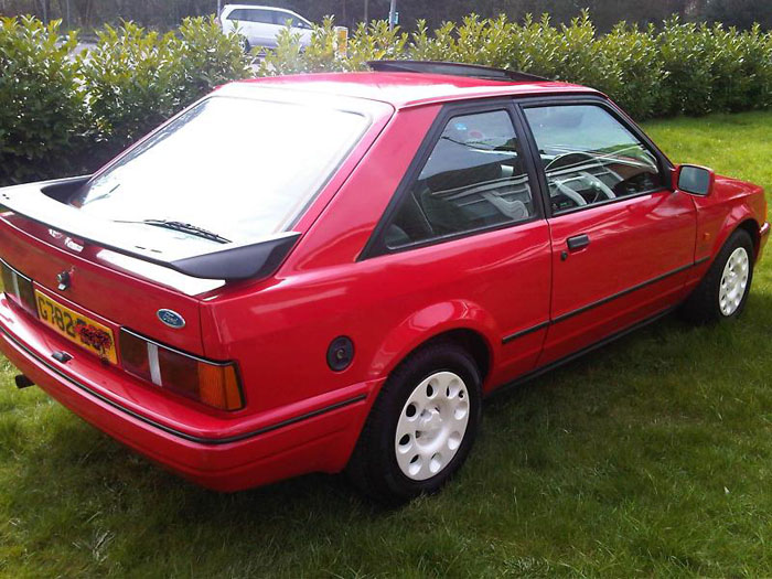 1990 ford escort xr3i 3