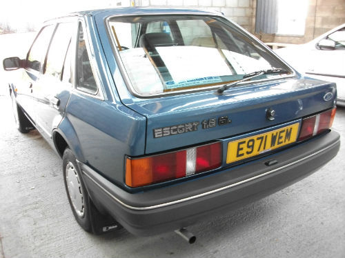 1988 e ford escort 1.6 gl 5 door met crystal blue 4