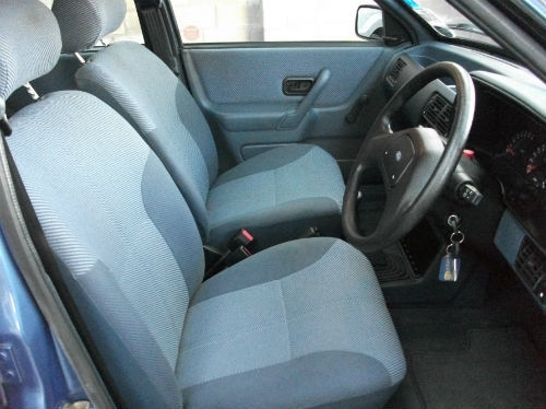1988 e ford escort 1.6 gl 5 door met crystal blue interior 1