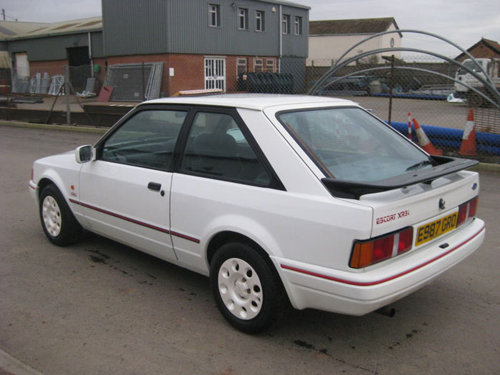 1988 ford escort xr3i 6