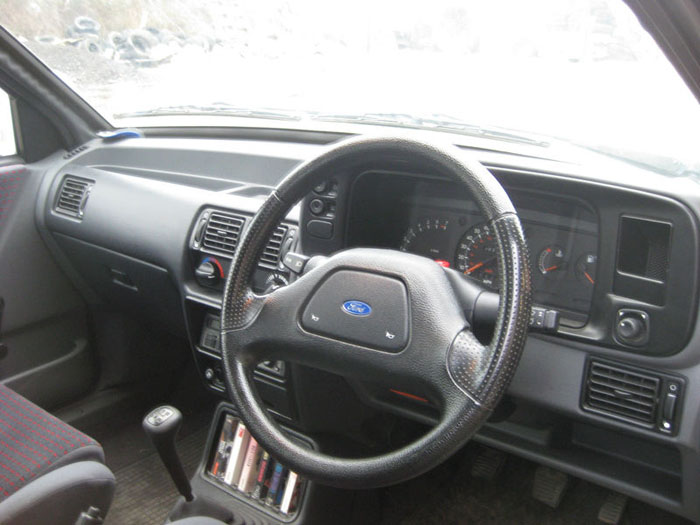 1988 ford escort xr3i dashboard