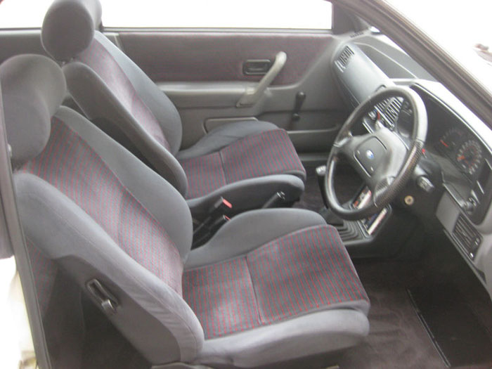 1988 ford escort xr3i interior