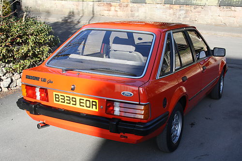 1985 Ford Escort MK3 1.6 Ghia 3