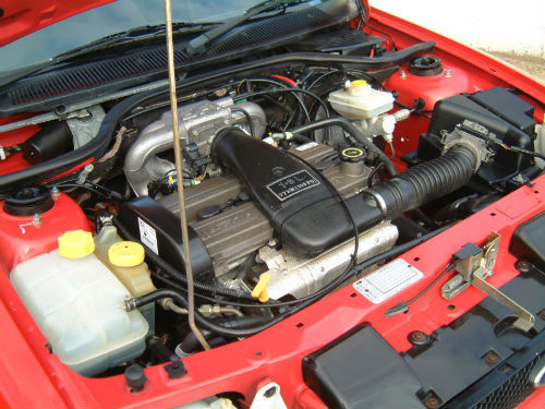 1995 Ford Escort 1.8i 16v Si Red Engine Bay