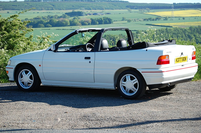 1992 Ford Escort Mk5 XR3i Convertible 3