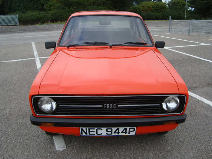 1976 Ford Escort MK2 1.3 Popular Plus Front