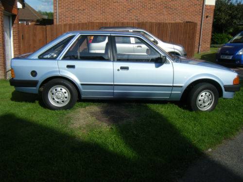 1983 Ford Escort MK3 1.3 L Right Side