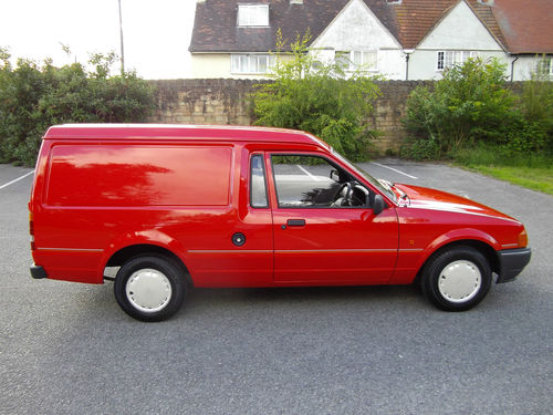 1990 Ford Escort MK4 1.3 Van Side