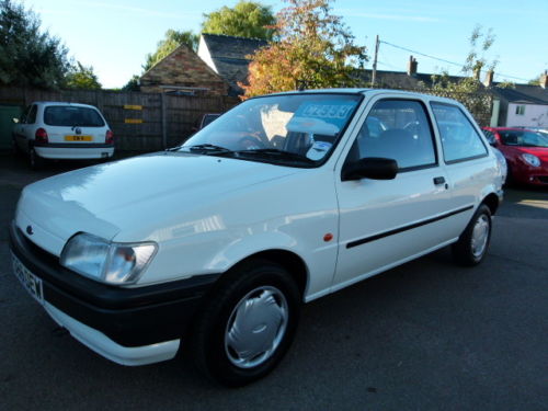 1996 Ford Fiesta MK3 1.1 Classic 2