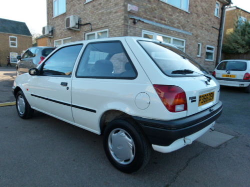 1996 Ford Fiesta MK3 1.1 Classic 3