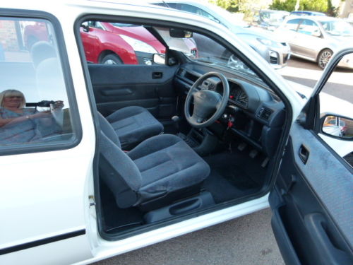 1996 Ford Fiesta MK3 1.1 Classic Interior 2