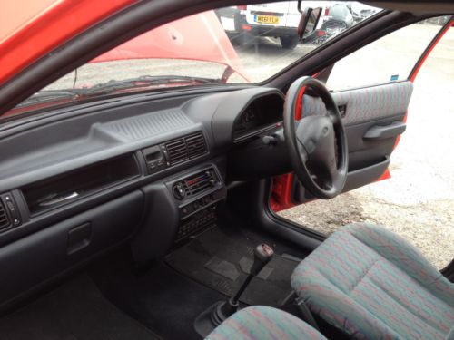 1994 Ford Fiesta MK3 1.8D Front Interior