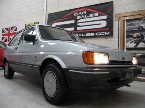 1987 ford fiesta ghia 3 dr silver 2