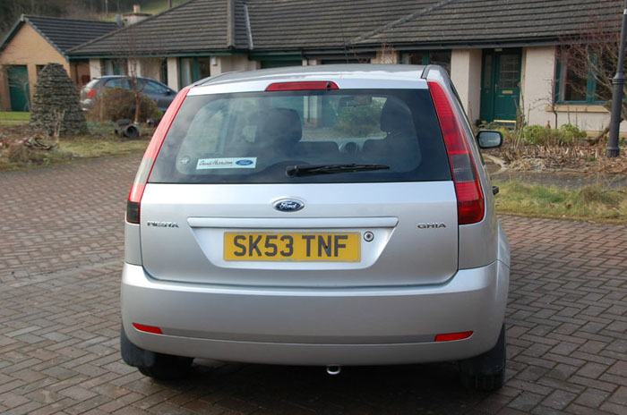 2003 53 plate ford fiesta 1.6 ghia 5 door 3