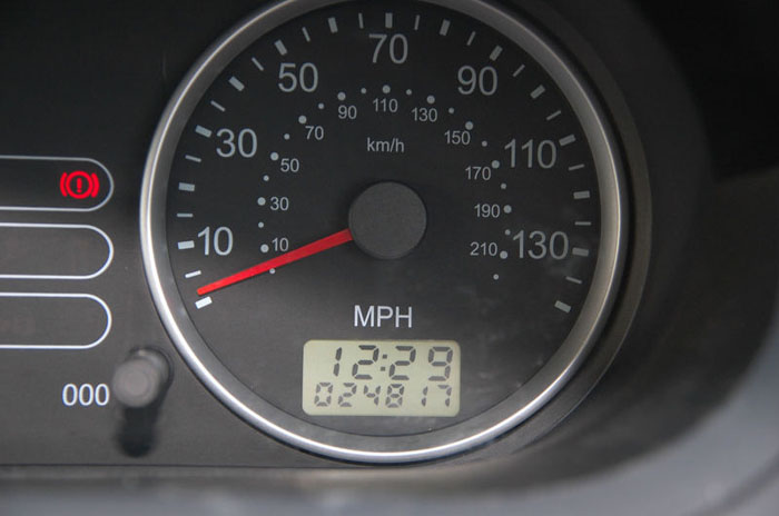2003 53 plate ford fiesta 1.6 ghia 5 door speedometer