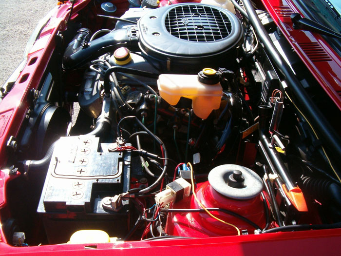 1990 Ford Fiesta Mk3 1.4i LX Engine Bay 2