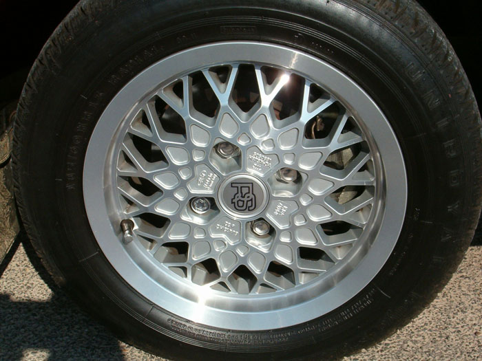 1990 Ford Fiesta Mk3 1.4i LX Wheel