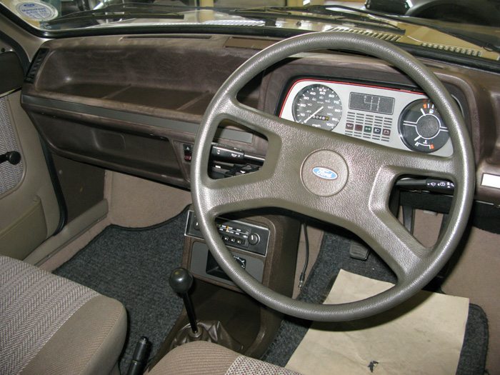 1983 Ford Fiesta MK1 1.1 Finesse Dashboard Steering Wheel