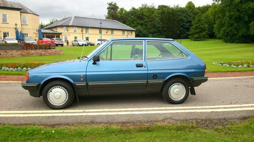 1988 Ford Fiesta MK2 1.1 Ghia Left Side