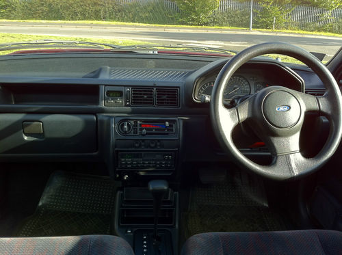 1993 Ford Fiesta MK3 Ghia Dashboard Steering Wheel