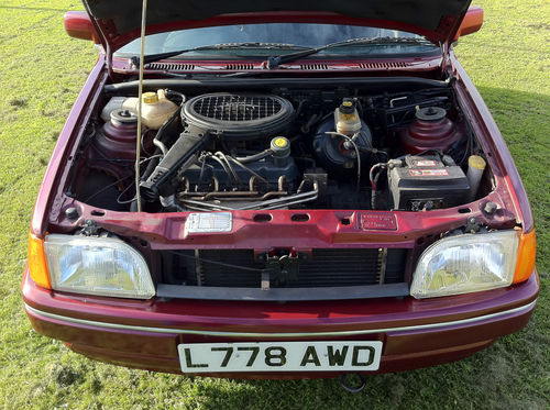 1993 Ford Fiesta MK3 Ghia Engine Bay