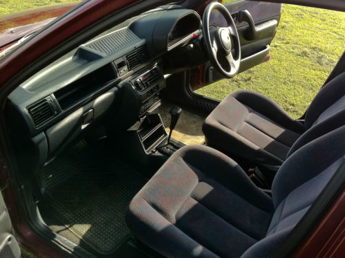 1993 Ford Fiesta MK3 Ghia Front Interior 1