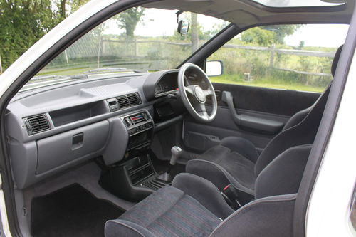 1991 Ford Fiesta MK3 RS Turbo Front Interior