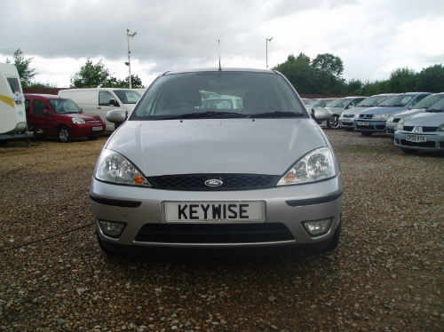 2001 ford focus 1.6i 16v auto zetec 5dr front