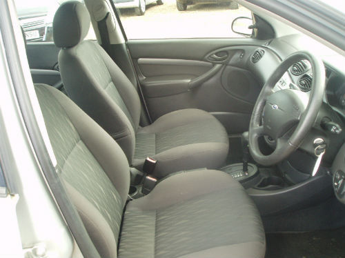 2001 ford focus 1.6i 16v auto zetec 5dr interior