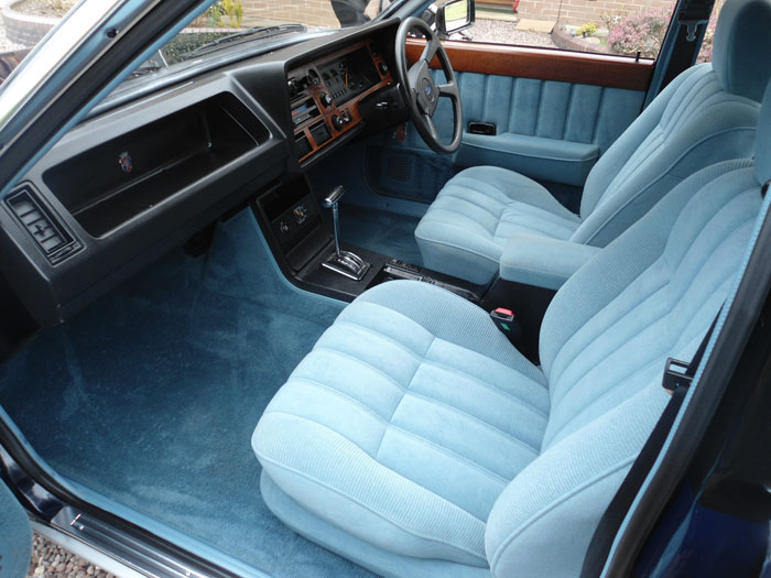 1979 Ford Granada Sapphire 2.8 Ghia Front Interior 2