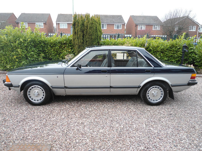 1979 Ford Granada Sapphire 2.8 Ghia Left Side