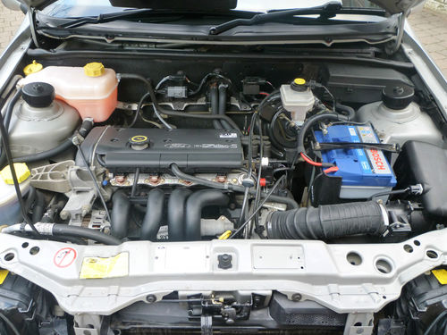 2000 ford puma 1.4 16v zetec engine bay