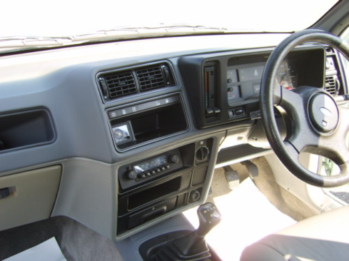 1983 unique concours sierra mk1 2.3 v6 dashboard