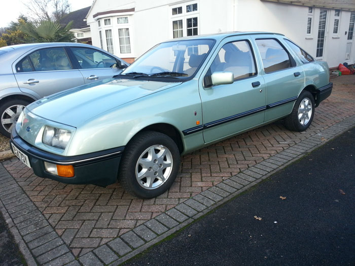 1982 Ford Sierra 2.0 Ghia Side