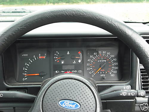 1990 ford sierra gls 2.9l 4x4 grey dashboard