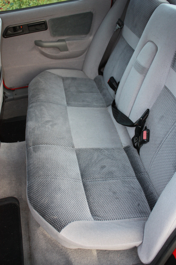 1989 Ford Sierra 2.0 EFI Ghia Rear Seats