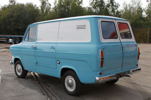 1970 Ford Transit Van MK1 4