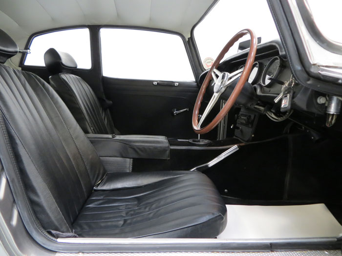 honda s800 coupe interior 1