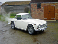 74 1966 triumph tr4a icon