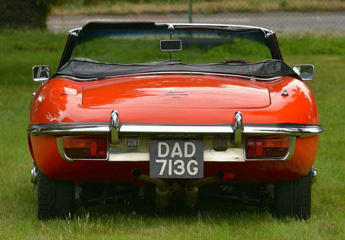 1968 Jaguar E-Type S2 Roadster Back