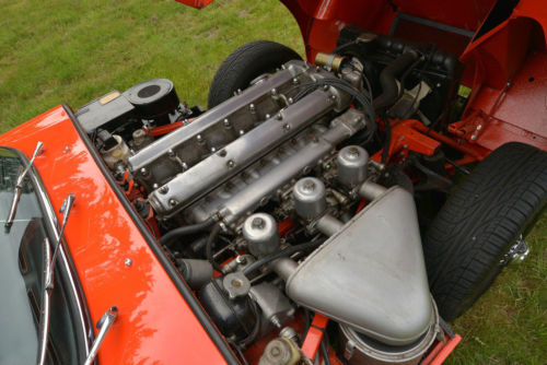 1968 Jaguar E-Type S2 Roadster Engine Bay 2