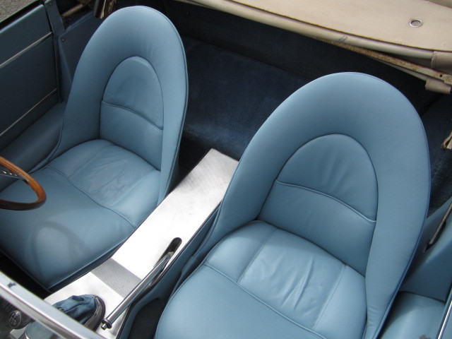 1962 Jaguar E-Type S1 Roadster Front Seats