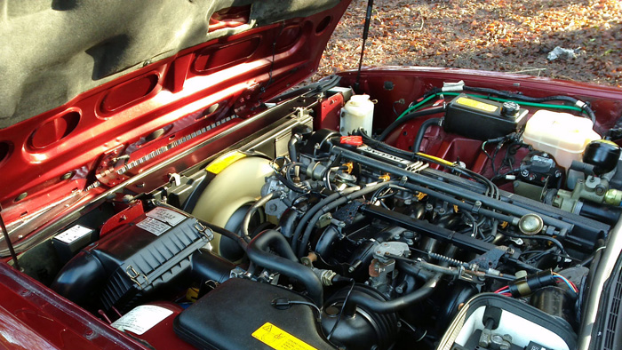 1990 Jaguar XJ6 2.9 Engine Bay 1