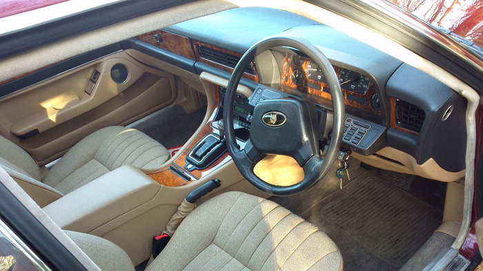 1990 Jaguar XJ6 2.9 Front Interior