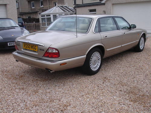 1997 jaguar v8 xj srs x308 beige 3