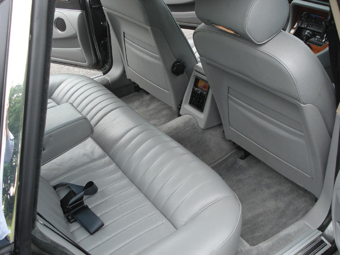 1986 Jaguar XJ6 2.9 Rear Interior 2