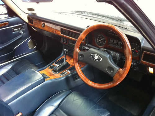 1988 Jaguar XJ-S 5.3 V12 TWR Convertible Interior Dashboard Steering Wheel