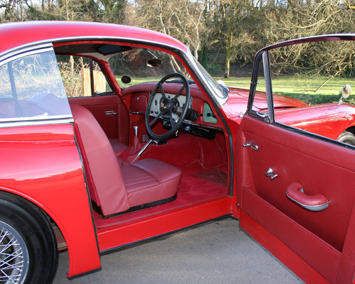 1958 Jaguar XK-150 SE FHC Interior